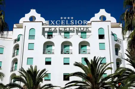 Grand Excelsior - 0