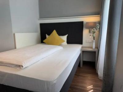 Mirage City Stuttgart Zentrum - 51