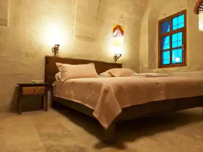 Armesos Cave - 225