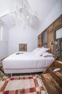 Madinat - 52