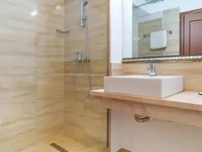 Guci - 18