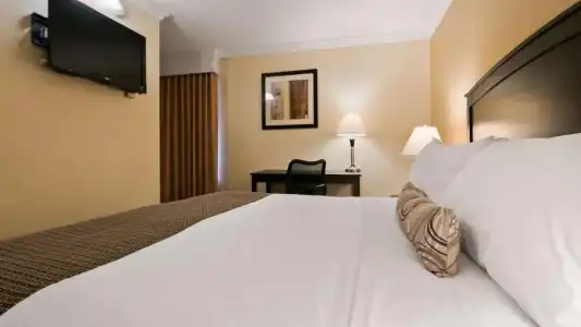 Best Western Plus Burnaby - 79