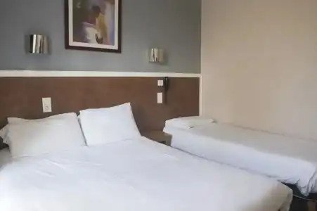 Citotel Hôtel Cesar - 18