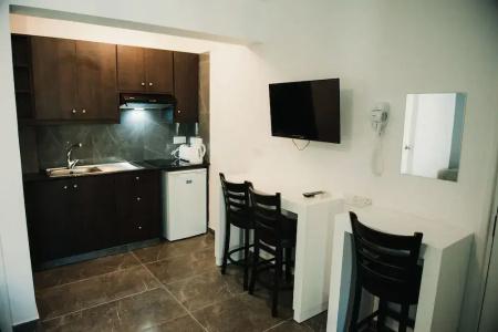 A. Maos Apartments - 133