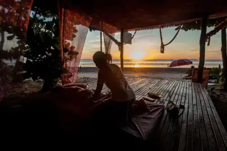 Bamboo Bungalows - 9