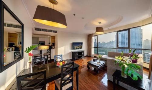 Bandara Silom Suites - 170