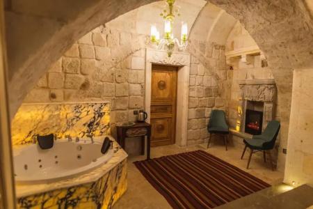 Solo Cave Suites - 156