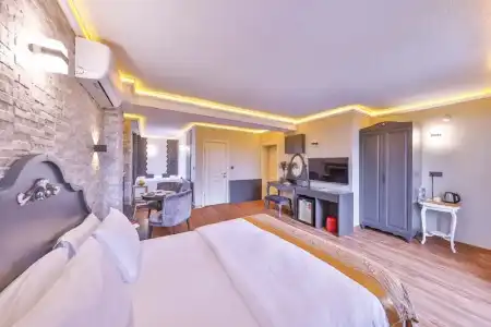 Agva Pieria Luxury +16 - 51
