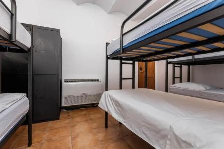 Urban Hostel Palma - Albergue Juvenil - Youth Hostel - 52