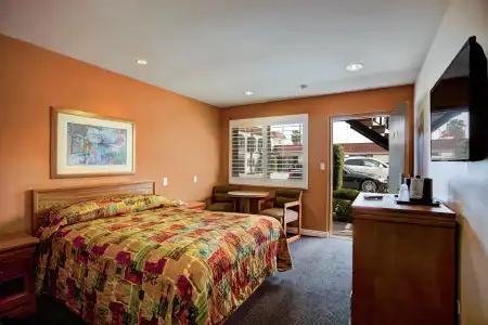 Dunes Inn Sunset - 5