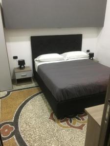 MB95 Mezzocannone Luxurious B&B - 39