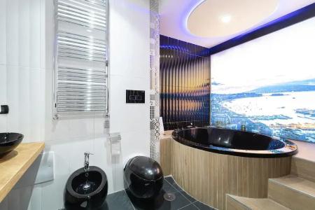 H. G. Boutique Toledo Napoli Centro - 112