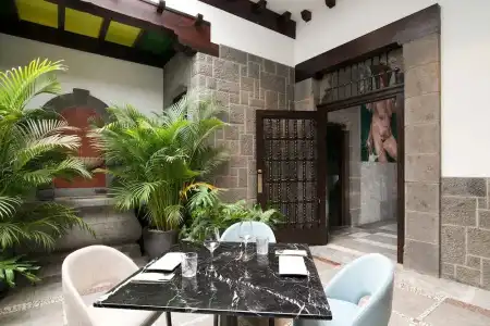 Suites 1478 - 16