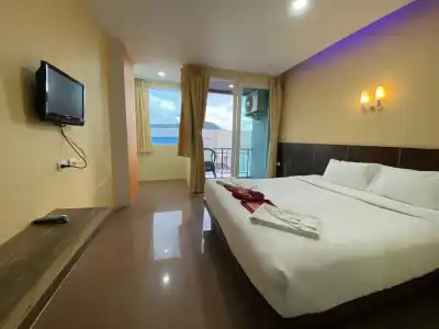 77 Patong & Spa - 109