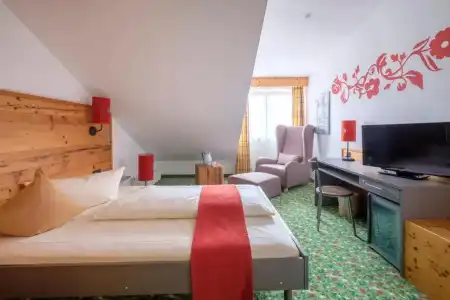 Hotel - 11