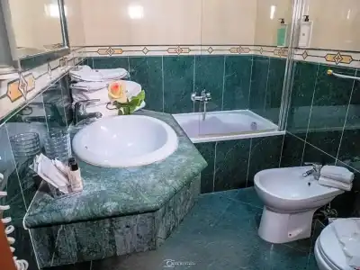 Suite Caesar - 90