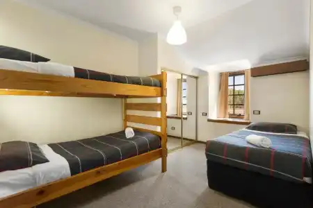 Village Family Motor Inn - 56