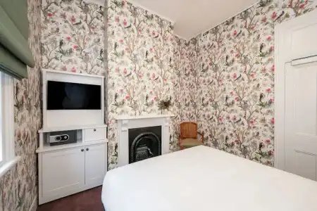 The Russell Boutique - 23