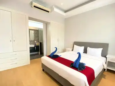 Coast Boutique Apartments - 5