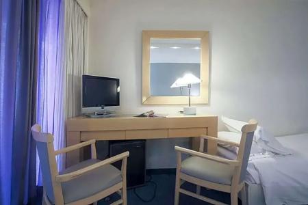 Dorian Inn, Sure Collection by Best Western - 62