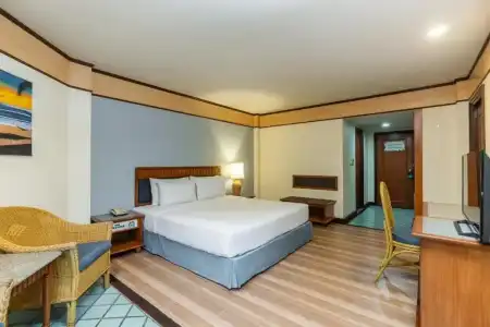 Botany Beach Resort Pattaya - 94