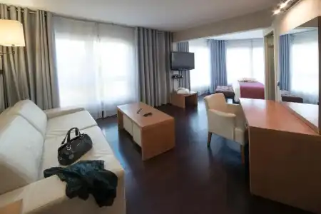Mercure Montpellier Centre Antigone - 52