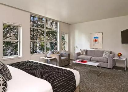 Aspen Meadows Resort - 16