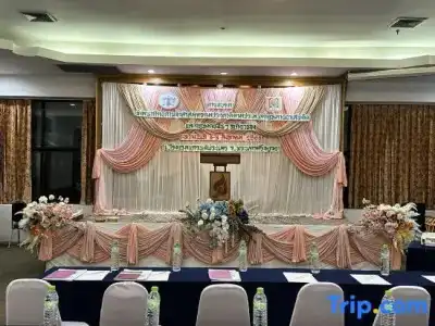 Grand Phranakhon - 13