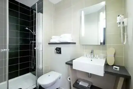 Kyriad Prestige Vannes Centre – Palais Des Arts - 8