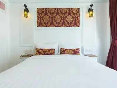 White Ivory Bed & Breakfast - 80