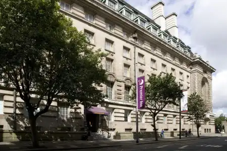 Premier Inn London County Hall - 16