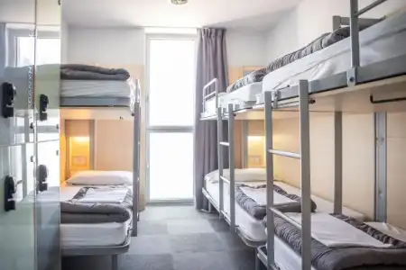 Urbany Hostel Barcelona - 34