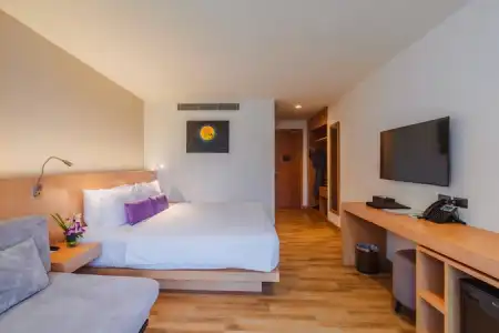 The Lunar Patong - 40