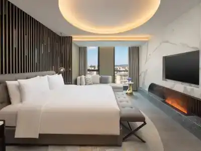DoubleTree by Hilton Kunming Airport - 144