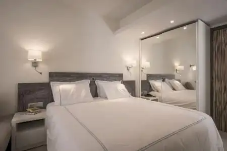 Bio Suites - 71