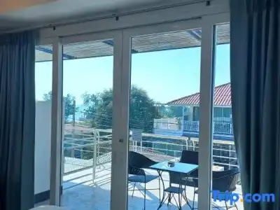 At Koh Larn Resort - 120