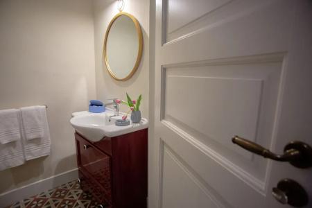 Suite 35 - 7