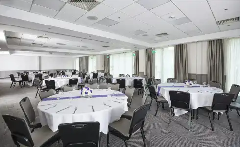 DoubleTree by Hilton Bristol North - 25