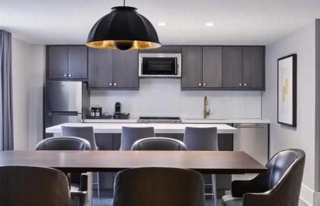 Crescent Court - 15