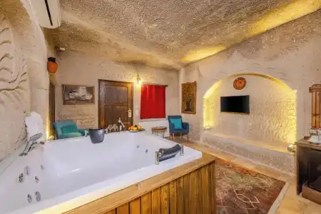 Sunset Cave - 246