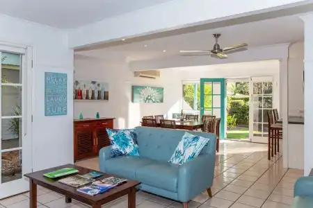 Coral Beach Noosa Resort - 97