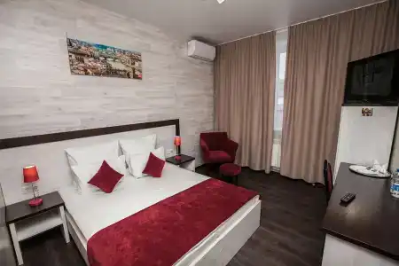 Red Fox na Vzlotnoy 2e - 59