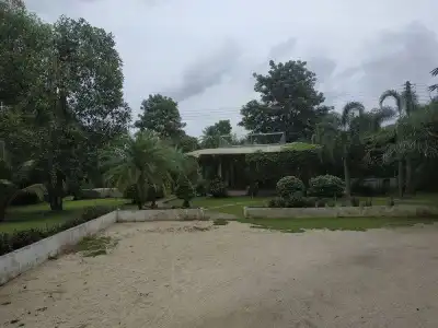 V Valley Resort - 25