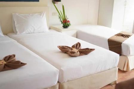 Koh Ngai Cliff Beach Resort - 36
