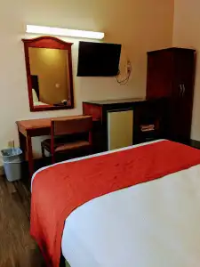 Jets Motor Inn - 3