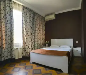 Eurolux - 4
