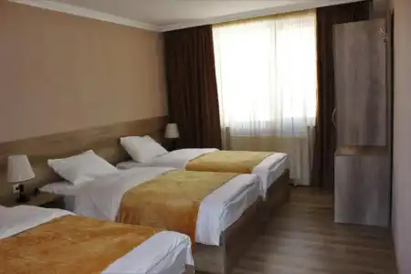 Sunshine Kazbegi - 7