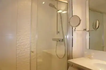 Ambassador - 8