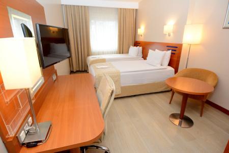 Holiday Inn Istanbul City - 32
