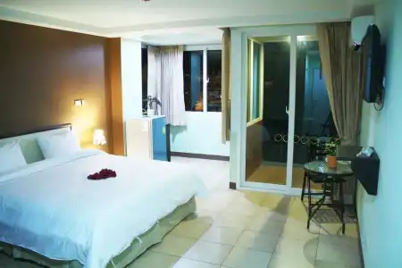 The Right Resort - 80